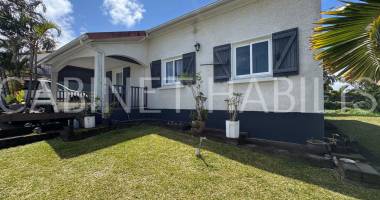 a vendre - une maison t5 de 110.03 m2 environ - saint-joseph  - 315000 € hai