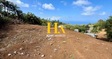 terrain à bâtir de  1333 m² à petite-Île, piton goyave