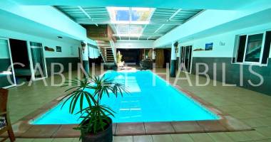 a vendre - ensemble immobilier 726,61 m2 environ -saint-joseph - 960 000 € hai
