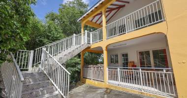 location appartement t2 calme et vue mer à pointe-noire