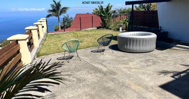villa f4  trois  bassins 100 m2