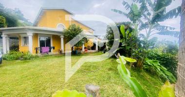 villa f7 etang sale les hauts sur 1 000m2 de terrain