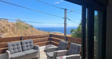 maison f4 mitoyenne  récente dans quartier calme etang st leu