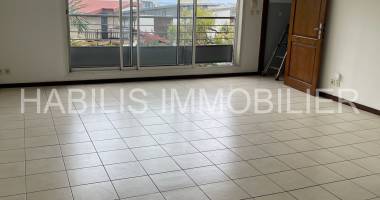 a louer - appartement t4   86 m2   le moufia