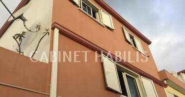 a louer - maison mitoyenne t4 d'environ 112,84 m2 - saint-pierre - 1 126,86 € + 20 €  de charges