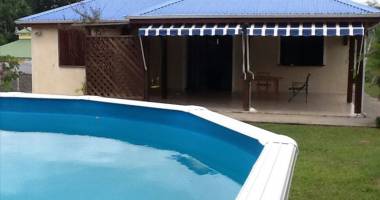 villa  t5 + piscine- terrain de 700 m2- lamentin